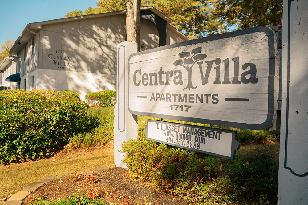 Centra Villa Apartment Entrance Sign