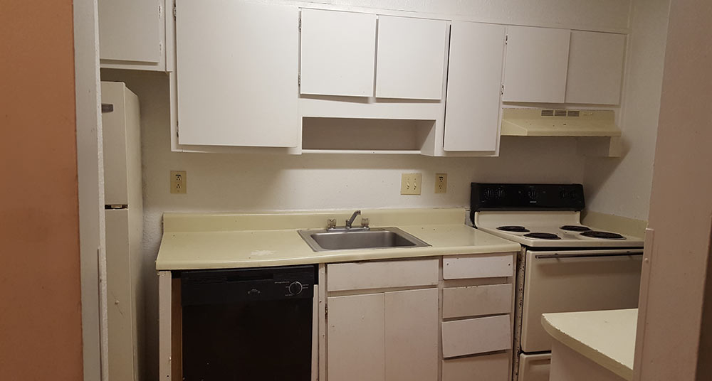 Madison Hills Apartments Pre-Renovation Kitchen